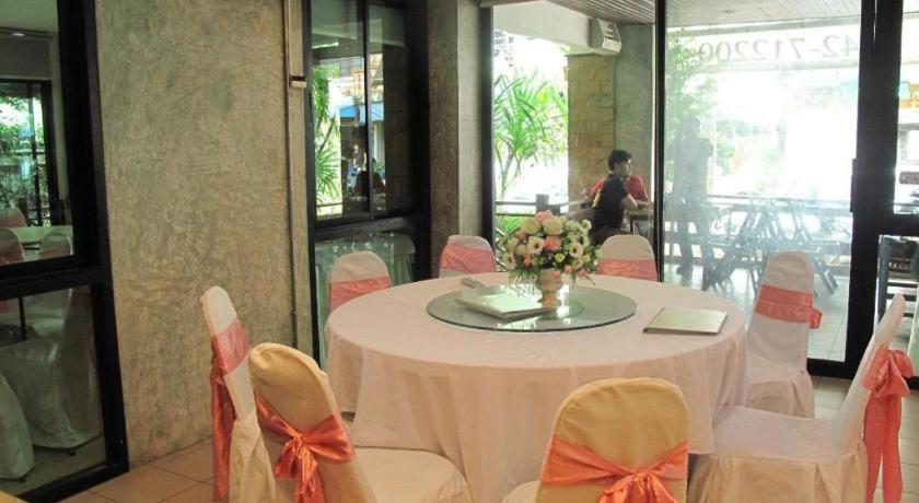 Dusit Hotel Sakon Nakhon Exterior foto