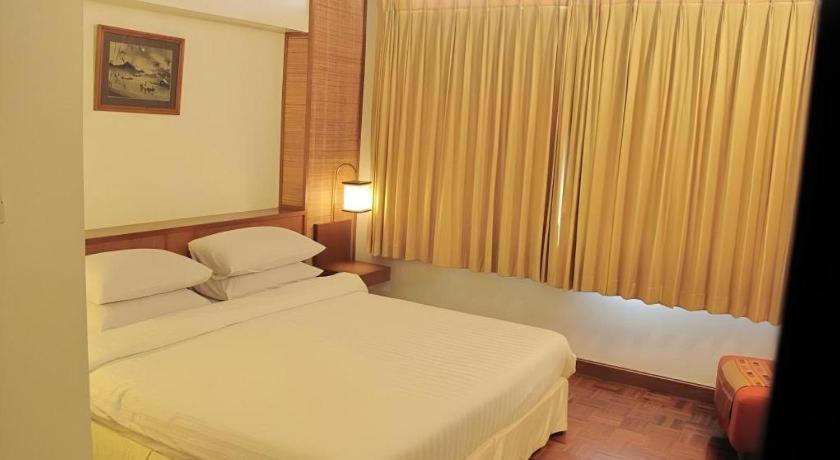 Dusit Hotel Sakon Nakhon Exterior foto